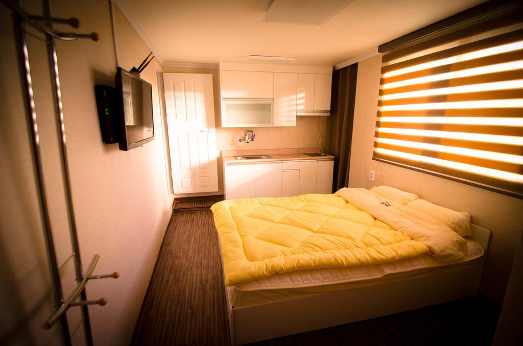 Yakorea Hostel Hongdae Seoul Exteriör bild