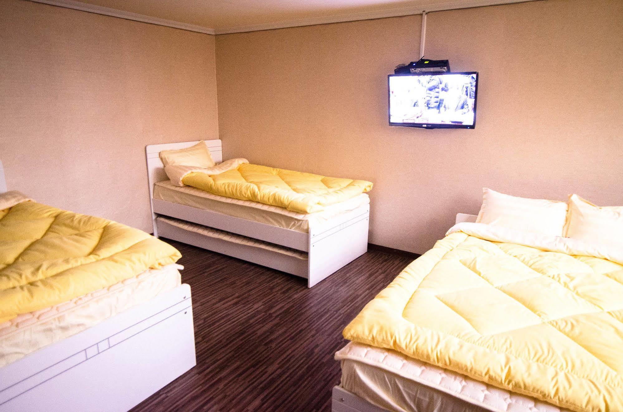 Yakorea Hostel Hongdae Seoul Exteriör bild
